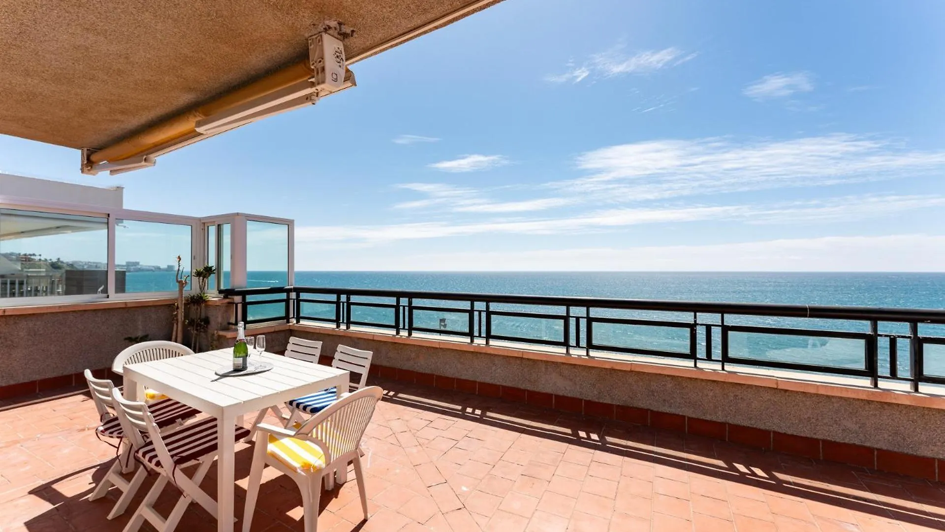 Malagasuite Fuengirola Seaside Penthouse 0*,  إسبانيا
